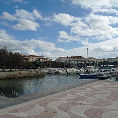 Appartamento Con Incantevole Vista Mare Livorno Exterior photo